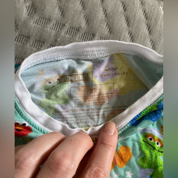 Little Sleepies PJ set - Picture 2 of 3